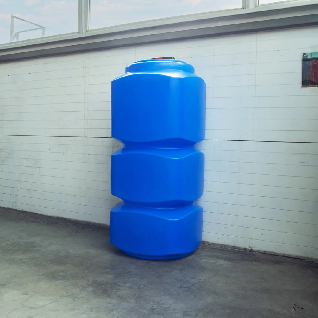 Емкость L 750л