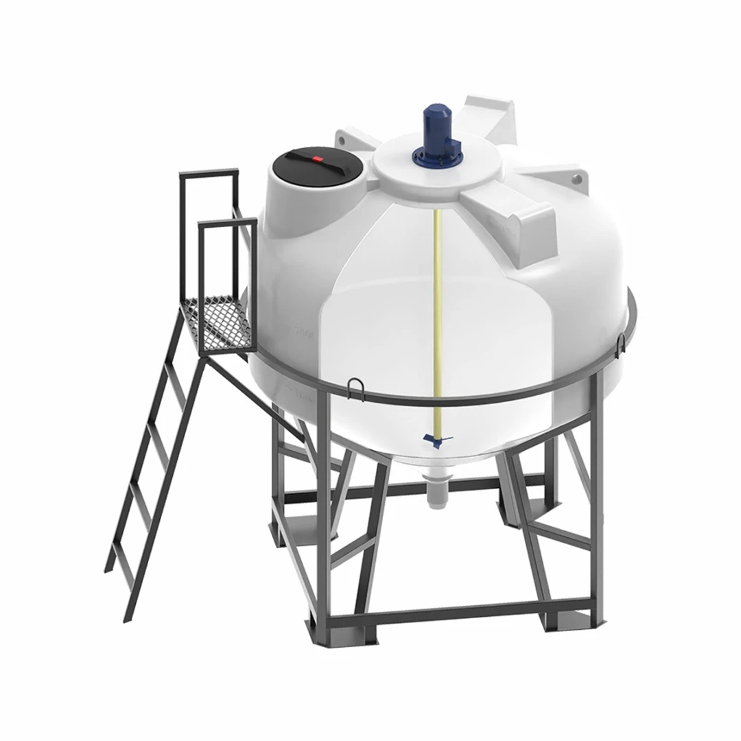 Емкость ЦКТ 3000 с патрубком 110 с пропеллерной мешалкой в обрешетке с лестницей