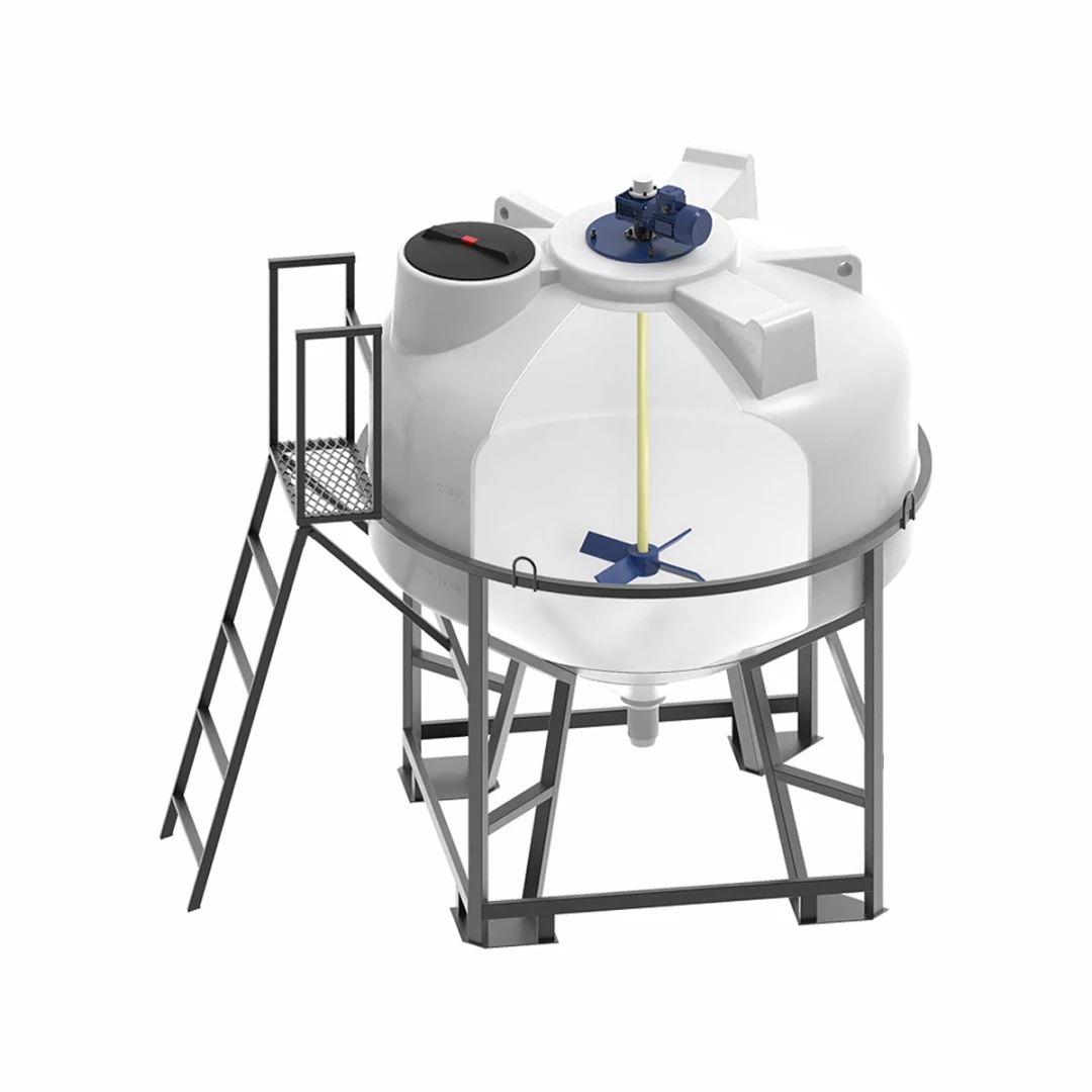 Емкость ЦКТ 3000 с лопастной Ж-Ж мешалкой с патрубком 110 в обрешетке
